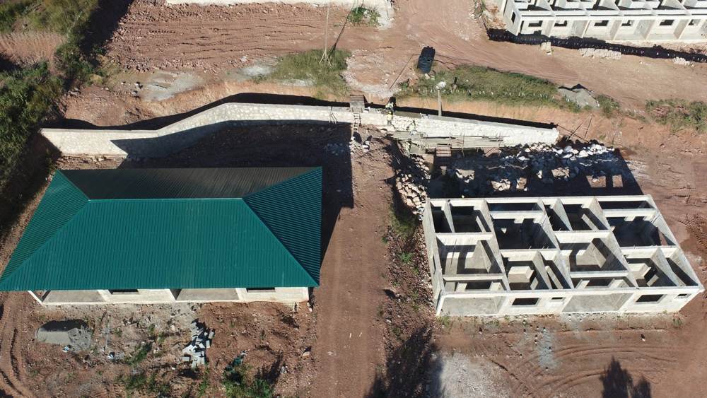 Employer's Camp B buildings under construction